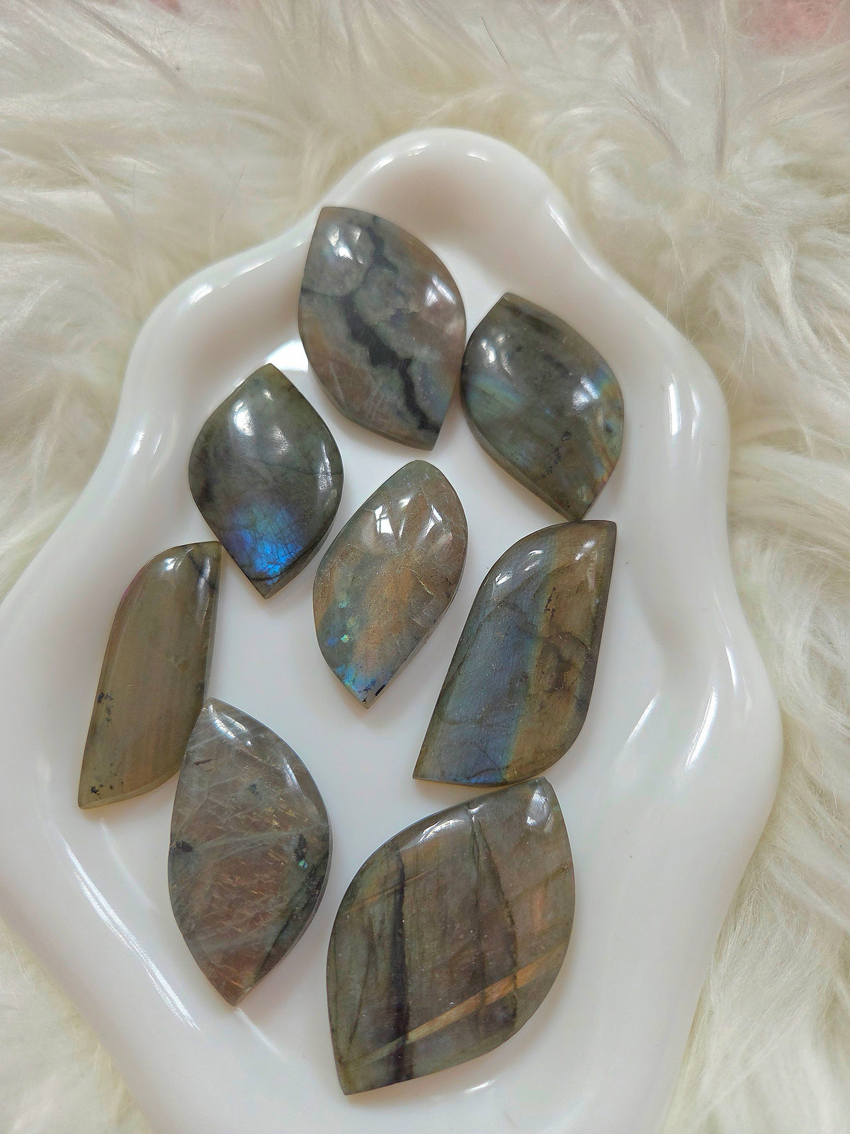 Mini Labradorite Leaves