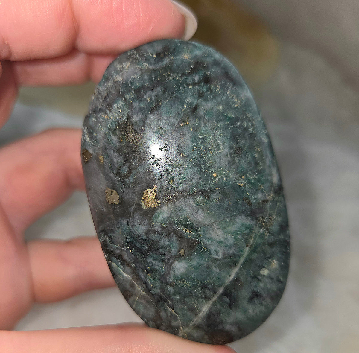 Moss Agate Palm Stone