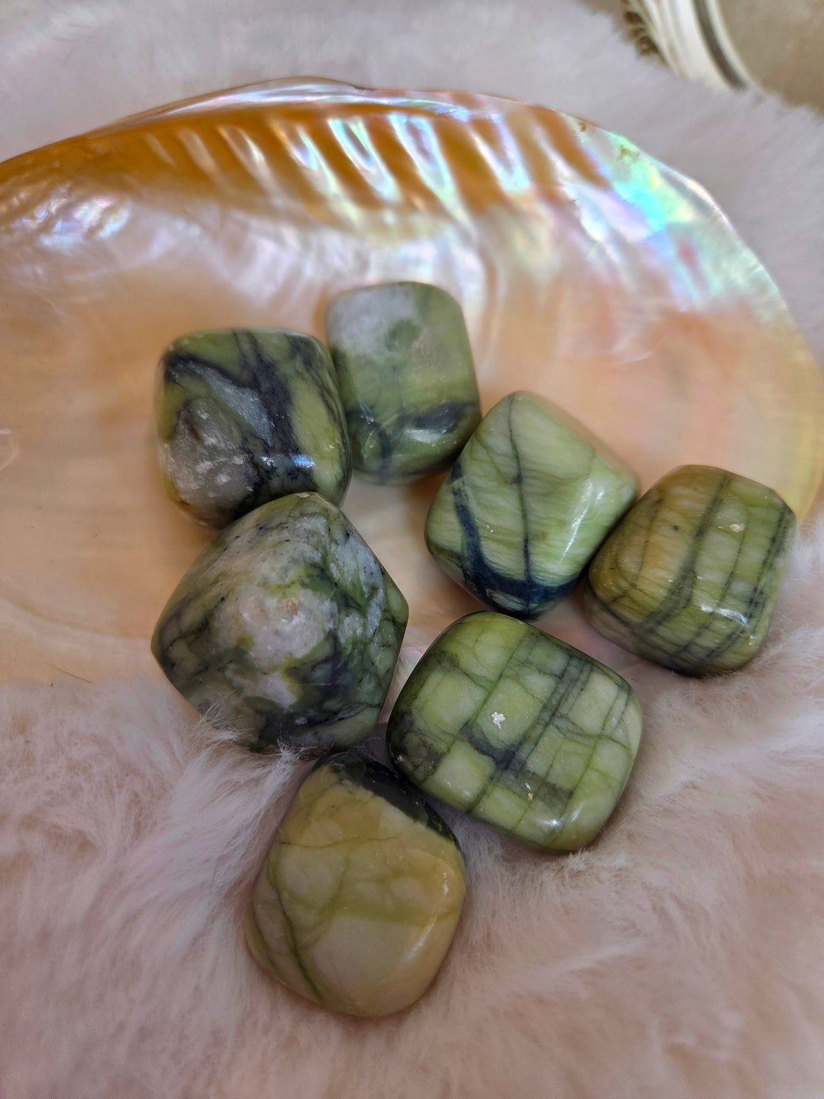 Large Serpentine Tumble