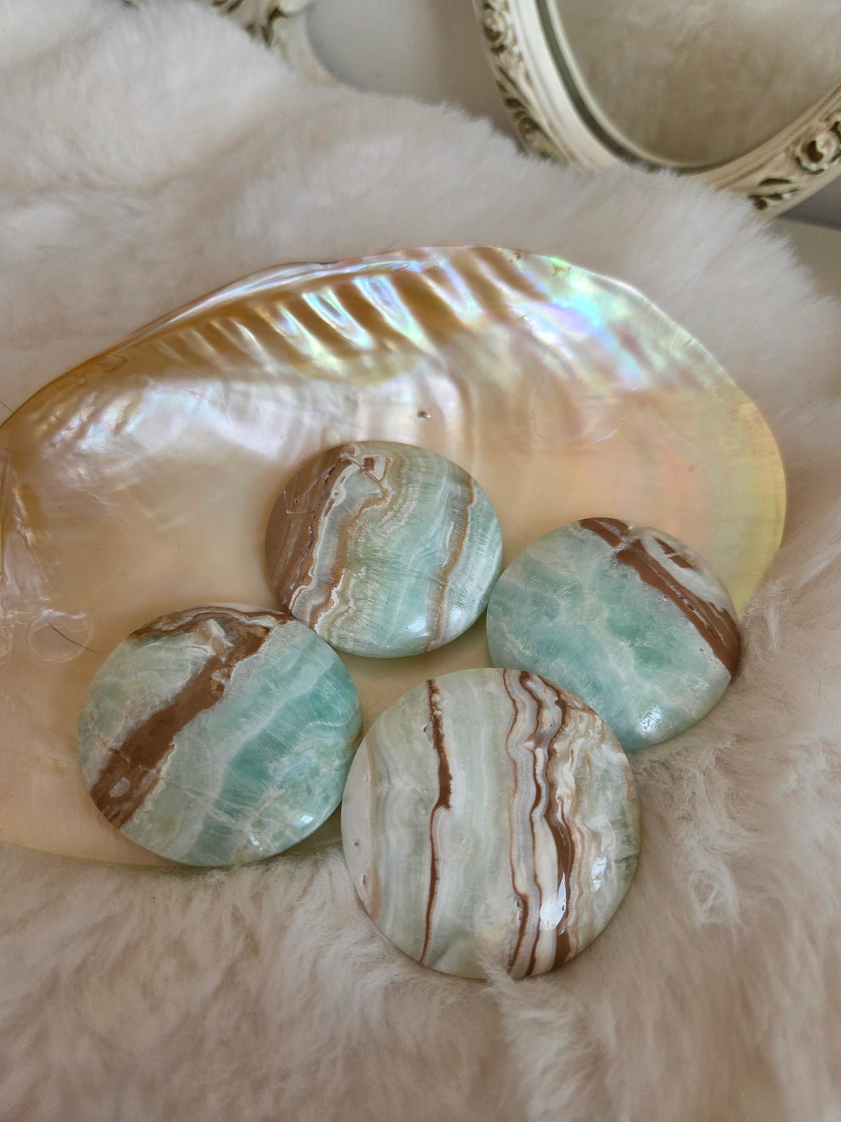 Carribean Calcite Flat Palm